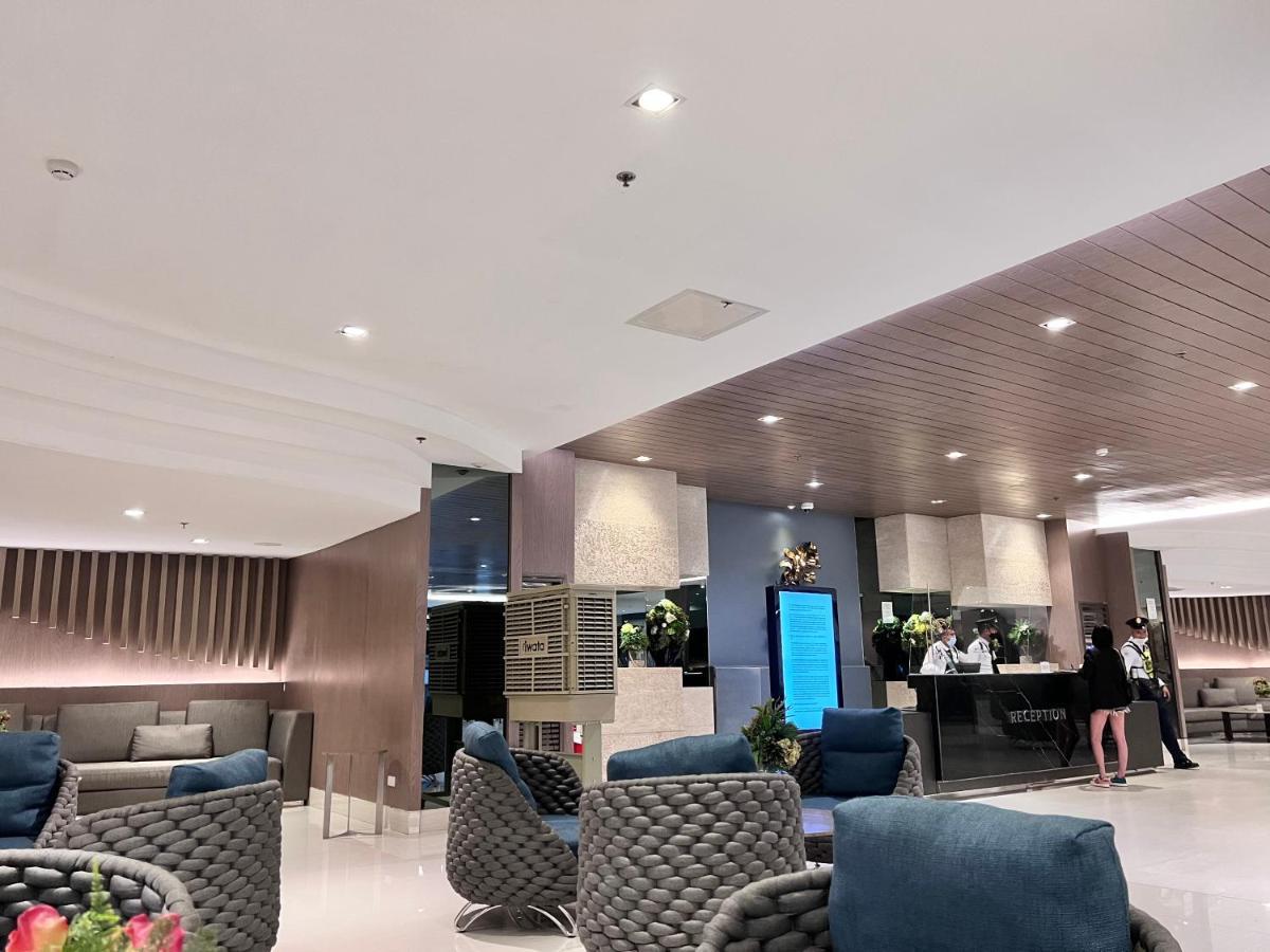 Studio Units At Shore Residences Condo Moa Complex Near Airport Pasay Kültér fotó