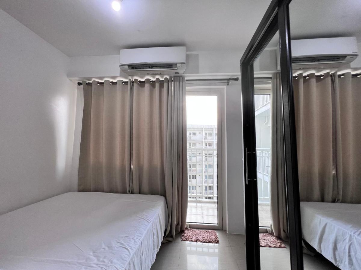Studio Units At Shore Residences Condo Moa Complex Near Airport Pasay Kültér fotó